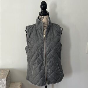 Old Navy Lightweight Quilted Zip Up Vest Women's size M